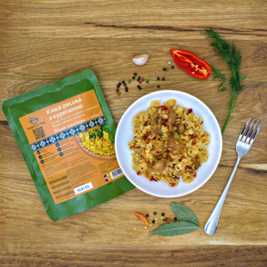 Каша рисова з курятиною